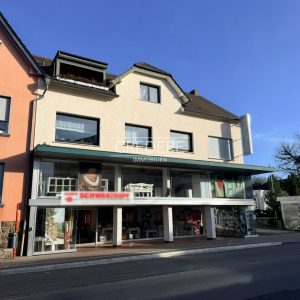 Straßenansicht