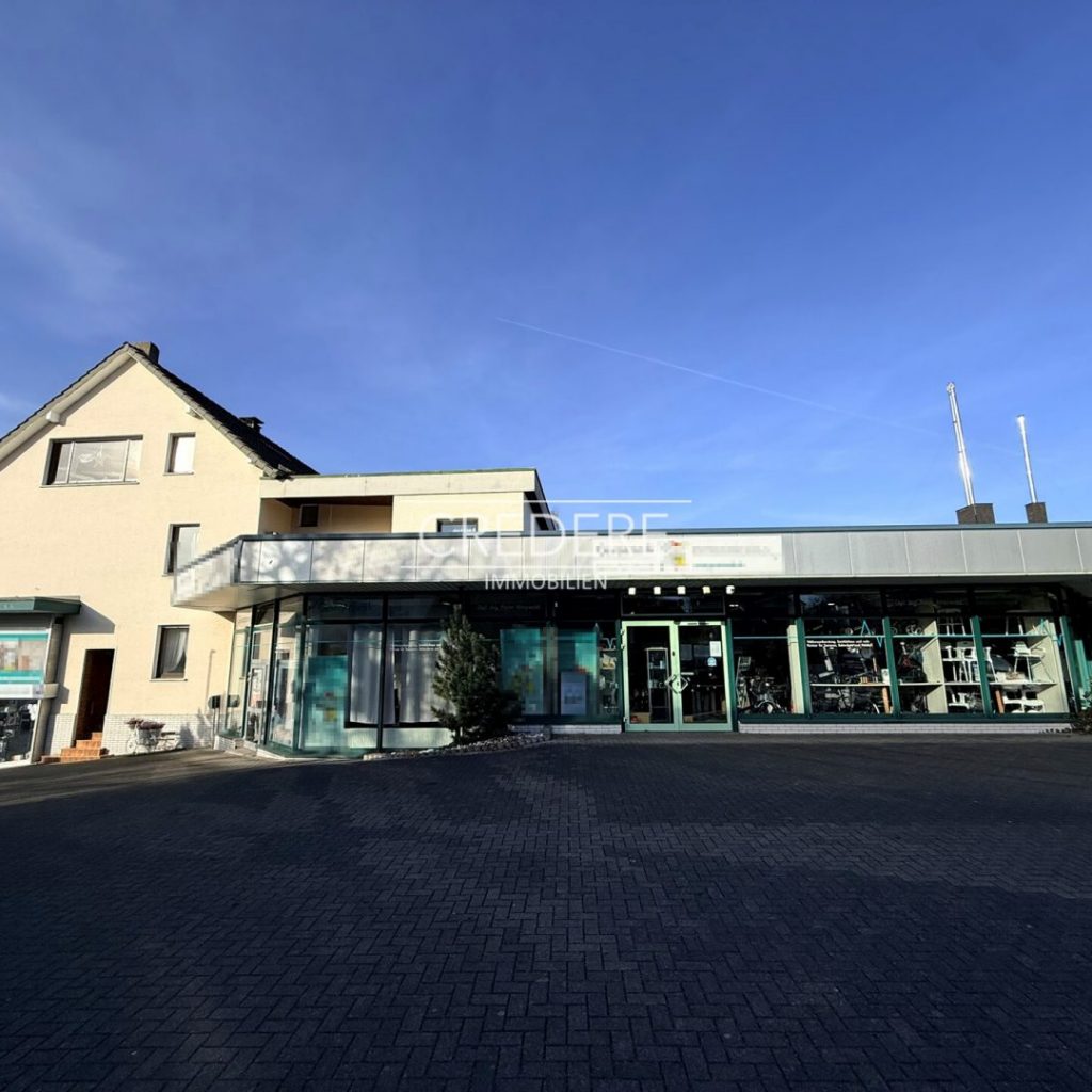 Ansicht vom Parkplatz