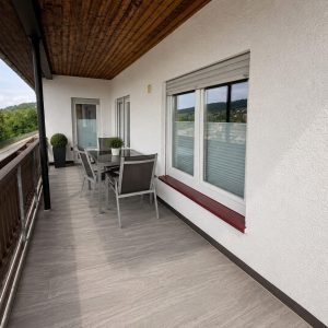 Balkon OG
