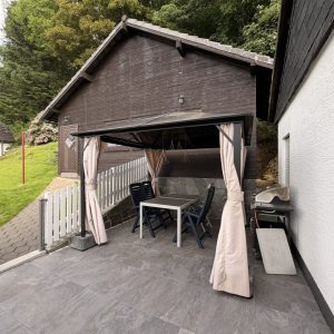 Sitzplatz vor Eingang OG