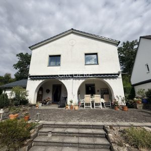 Hausansicht aus dem Garten